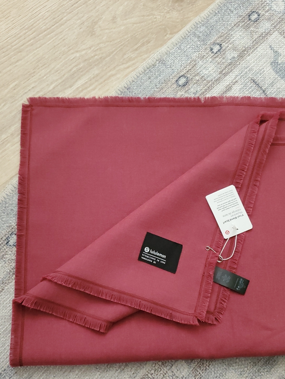 NWT Lululemon Wool-Blend Scarf Wrap Heathered Mulled Wine